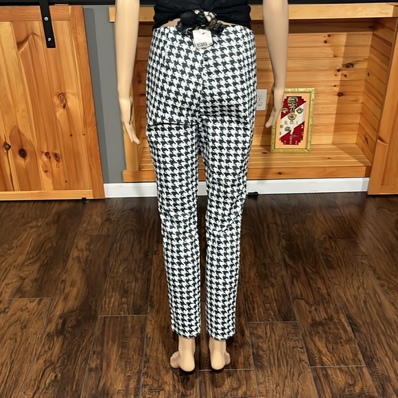H&M pant Squares White And Black Leggings Size  8 - Picture 2 of 6